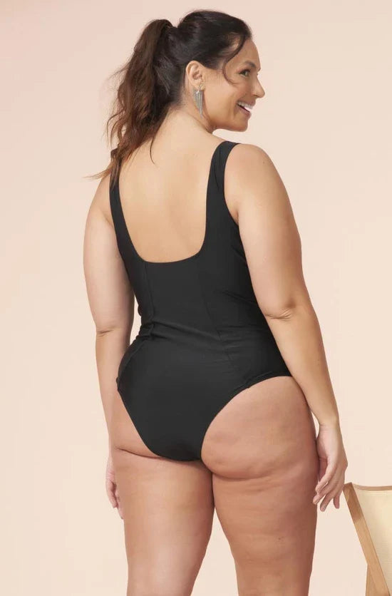 Maiô Cefora Plus Size