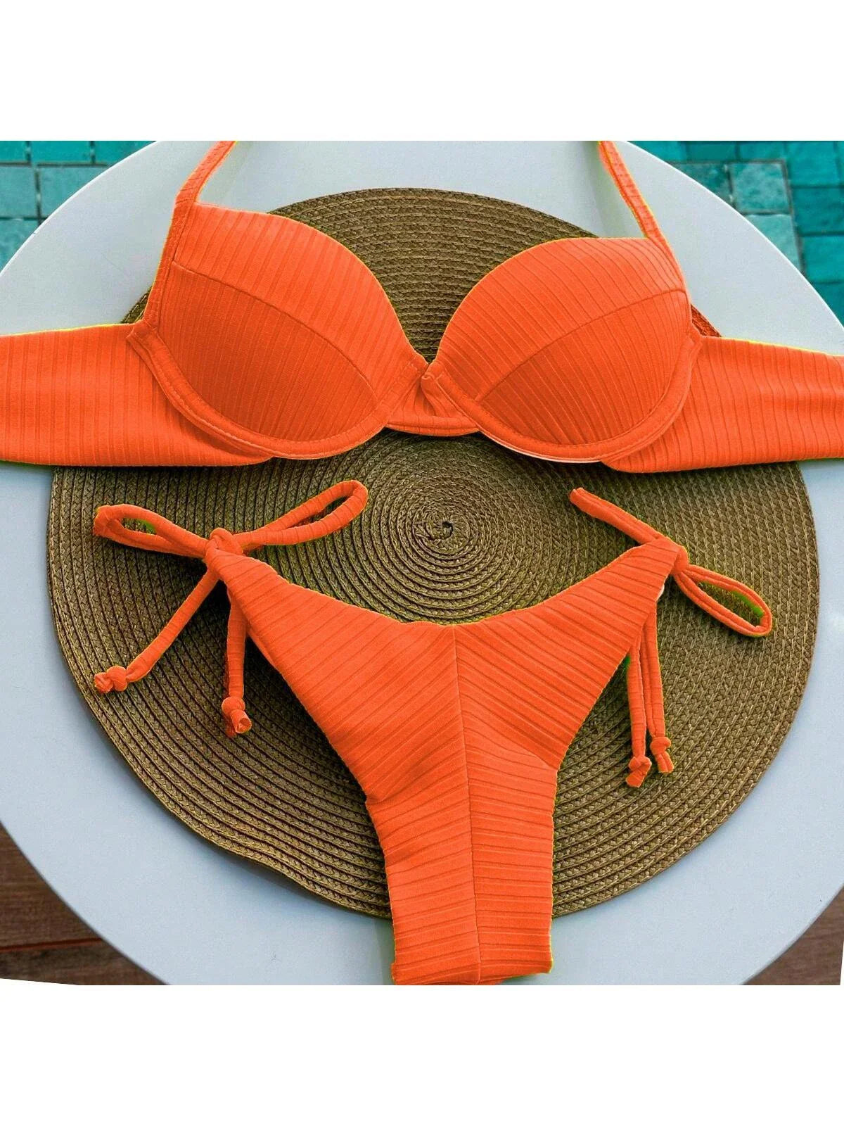 Biquíni Canelado com Bojo e Fio Duplo