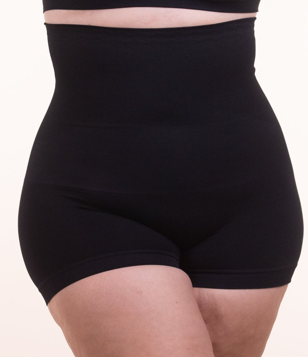 Tiny Shaper - Short Modelador Cintura Alta Modelo Boyshort